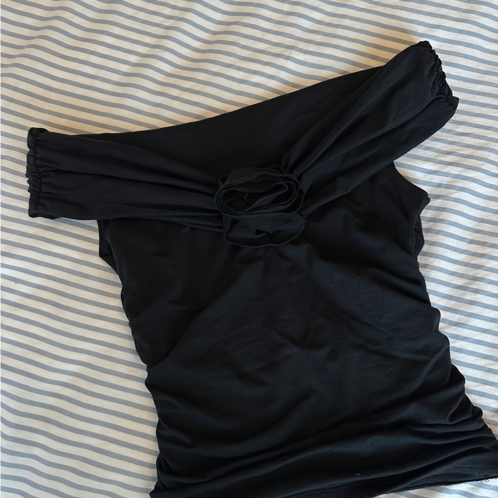 A&F Black Off the Shoulder Ruched Flower Top